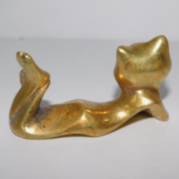 Vintage Laying Sexy 3" x 1.75" Solid brass Kitty Cat Figure Figurine - Picture 5 of 7